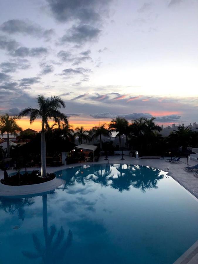 Adeje Paradise Resort 阿德耶 外观 照片